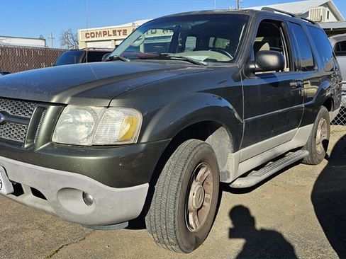 Used 2003 Ford Explorer Sport XLT image 2