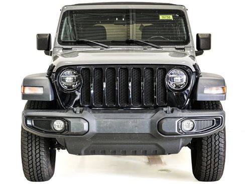 Used 2022 Jeep Wrangler Unlimited Sport AWD/4WD image 2