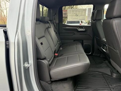 New 2026 GMC Sierra 1500 Elevation w/ Elevation Premium Package AWD/4WD image 17