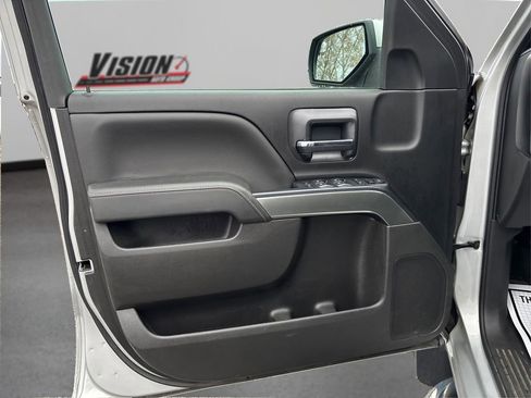 Used 2018 Chevrolet Silverado 1500 LT w/ All Star Edition image 21