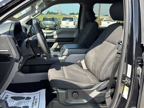 Used 2019 Ford F150 XL w/ Equipment Group 101A Mid AWD/4WD image 17