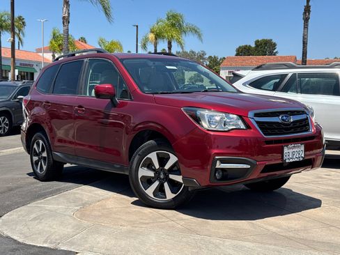 Used 2018 Subaru Forester 2.5i Premium AWD/4WD image 2