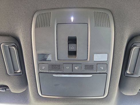 Used 2021 MAZDA CX-9 Signature AWD/4WD image 19