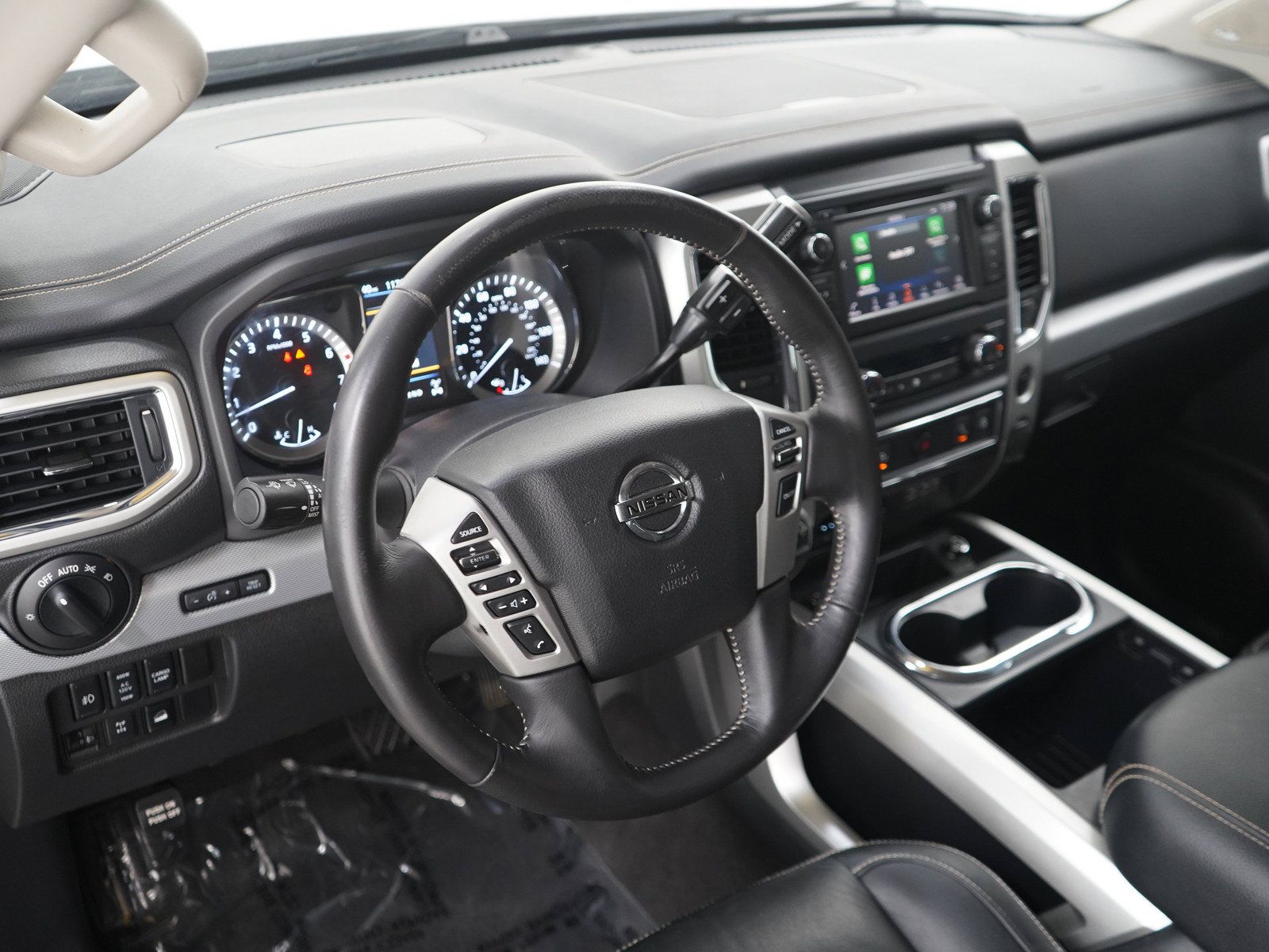 Used 2019 Nissan Titan PRO-4X w/ Pro-4x Convenience Package AWD/4WD image 20
