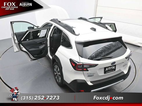 Used 2024 Subaru Outback Touring XT AWD/4WD image 39