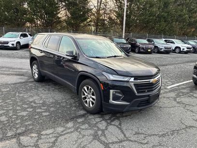 Used 2023 Chevrolet Traverse LS w/ Safety Package