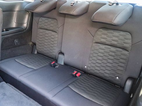 Used 2025 Nissan Pathfinder S FWD image 22
