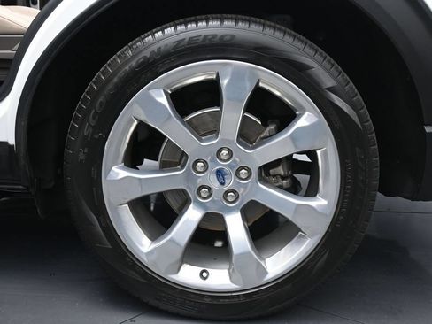 Used 2020 Ford Explorer Platinum w/ Premium Technology Package AWD/4WD image 26
