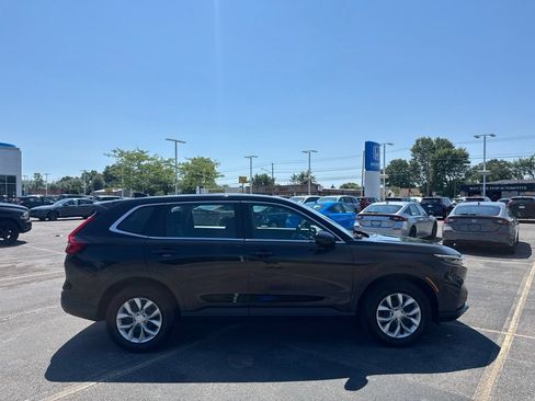 Used 2024 Honda CR-V LX image 3