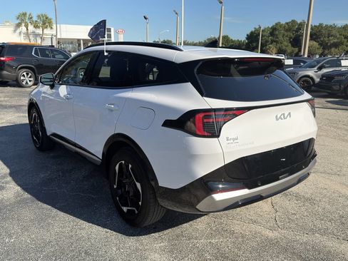 Certified 2026 Kia Sportage SX FWD image 7