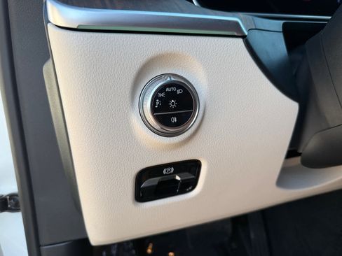 Certified 2026 Mercedes-Benz C 300 4MATIC Sedan image 23