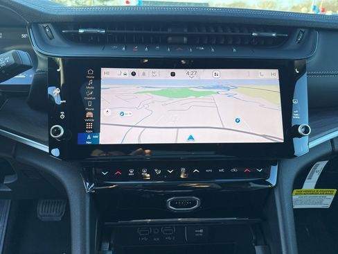 New 2026 Jeep Grand Cherokee Limited image 13