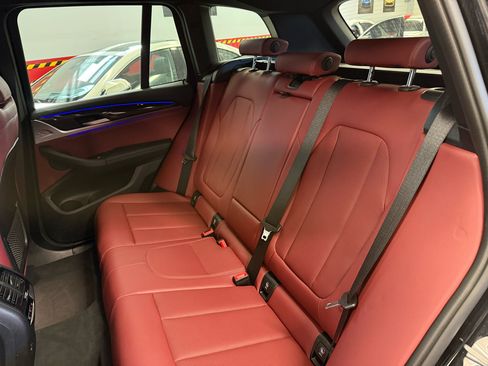 Used 2023 BMW X3 xDrive30i w/ Premium Package image 30