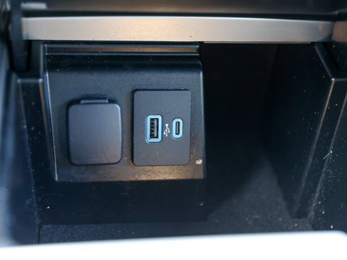 Certified 2022 Ford Explorer Timberline image 34