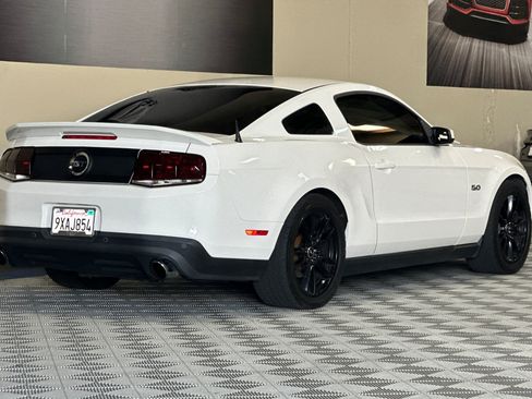 Used 2012 Ford Mustang GT Premium w/ Brembo Brake Pkg RWD image 4