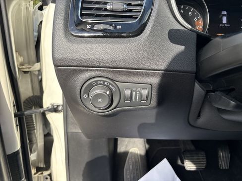 Used 2020 Jeep Compass Limited w/ Luxury Seat Group image 12