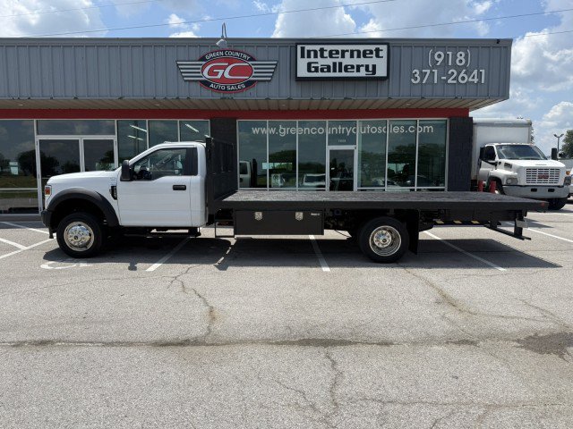 Used 2021 Ford F550 2WD Regular Cab Super Duty image 1