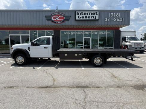 Used 2021 Ford F550 2WD Regular Cab Super Duty image 1