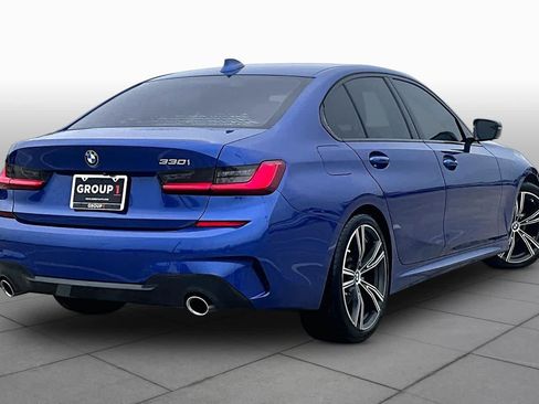 Used 2020 BMW 330i Sedan w/ M Sport Package RWD image 12