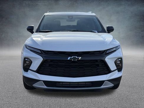 New 2026 Chevrolet Blazer LT image 8