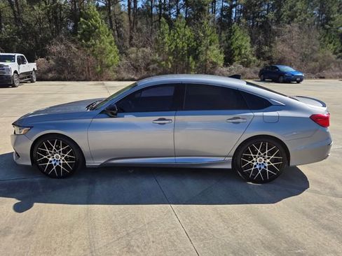 Used 2021 Honda Accord Sport Special Edition image 2