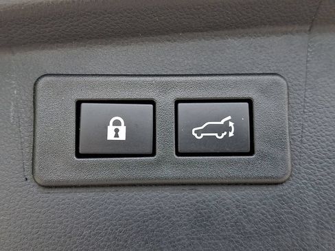 Certified 2023 Subaru Outback Touring AWD/4WD image 33