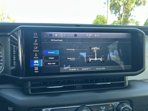 New 2026 Jeep Gladiator Sport AWD/4WD image 26