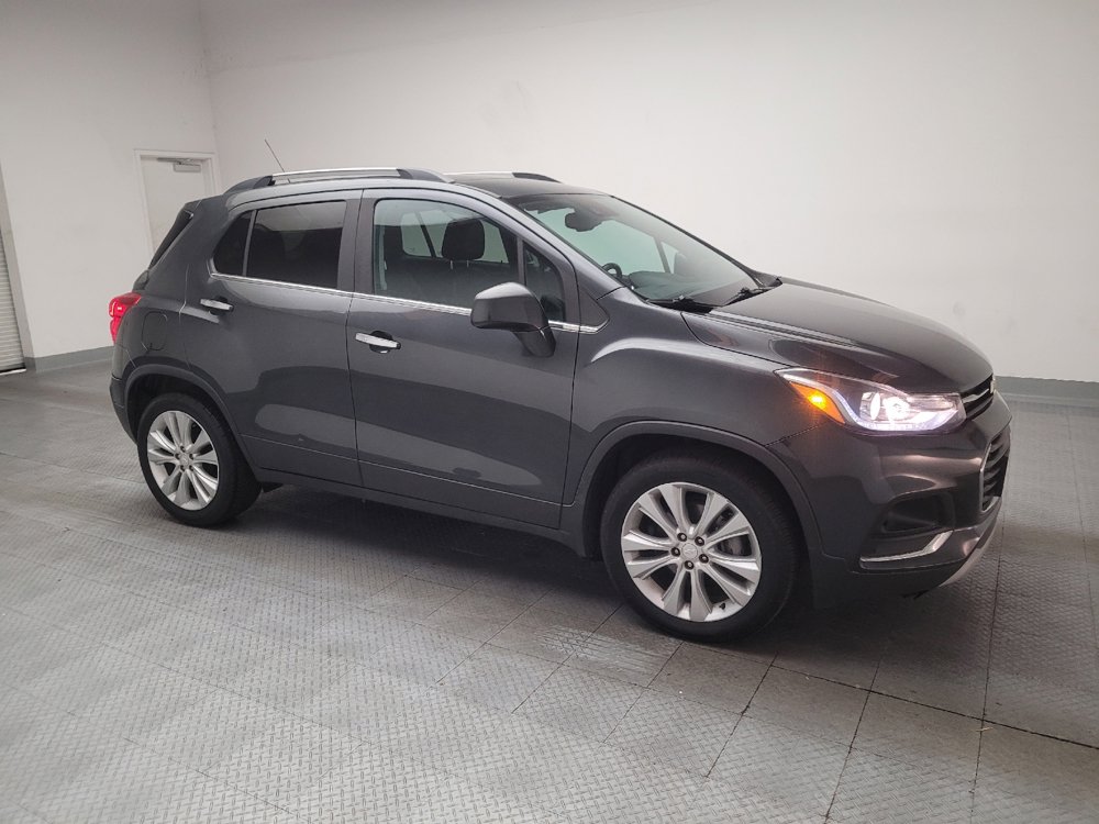 Used 2019 Chevrolet Trax Premier w/ LPO, Cargo Package FWD image 11