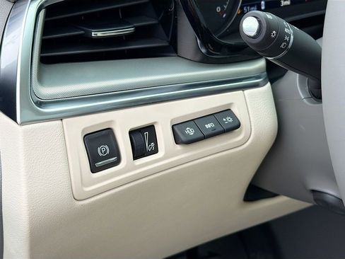 New 2026 Cadillac XT5 Premium Luxury image 10