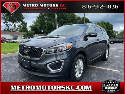 Used 2018 Kia Sorento AWD image 1