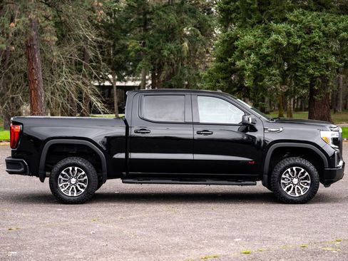 Used 2020 GMC Sierra 1500 AT4 w/ AT4 Premium Package image 30