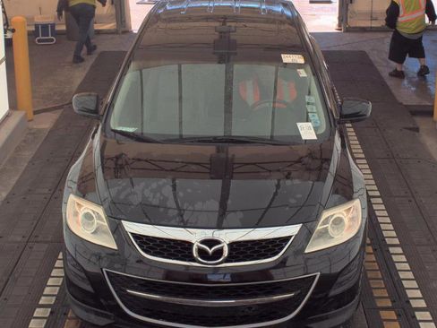 Used 2011 MAZDA CX-9 Touring w/ Moonroof & Bose Audio Pkg image 2