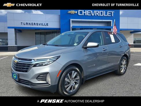 Certified 2024 Chevrolet Equinox LT w/ LPO, Floor Liner Package FWD image 1