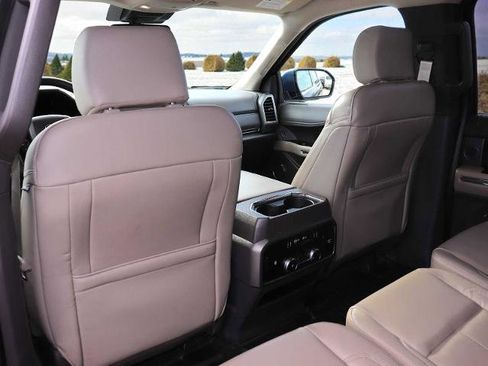 Certified 2019 Ford Expedition XLT w/ Equipment Group 202A image 18