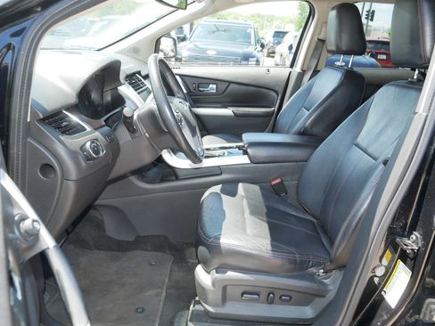 Used 2011 Ford Edge Limited AWD/4WD image 12