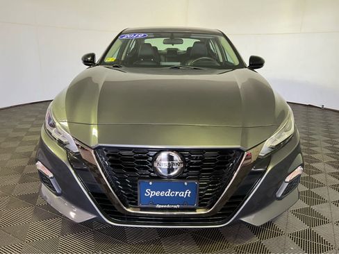 Used 2019 Nissan Altima 2.5 SR w/ SR Premium Package AWD/4WD image 2