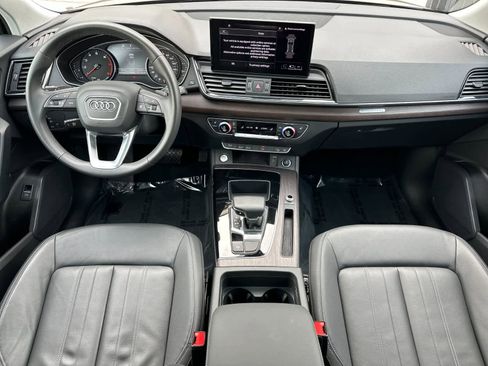 Used 2022 Audi Q5 2.0T Premium image 3
