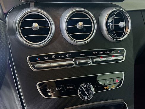 Used 2022 Mercedes-Benz C 300 Coupe image 23