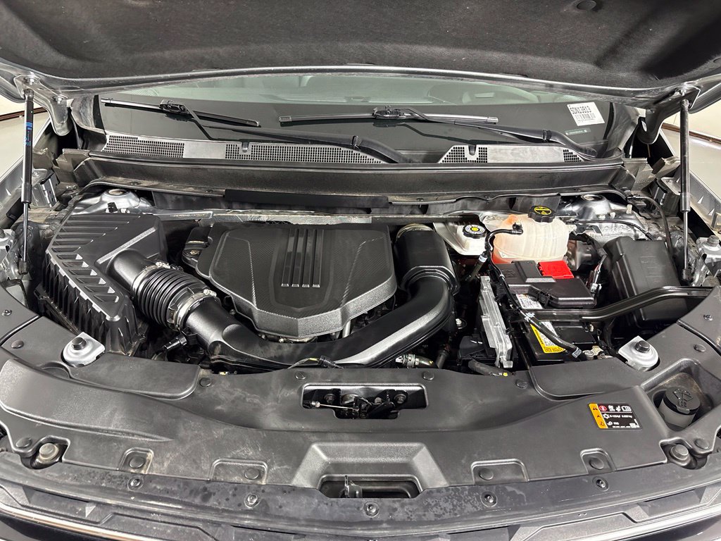 Used 2025 Chevrolet Traverse LT FWD image 45