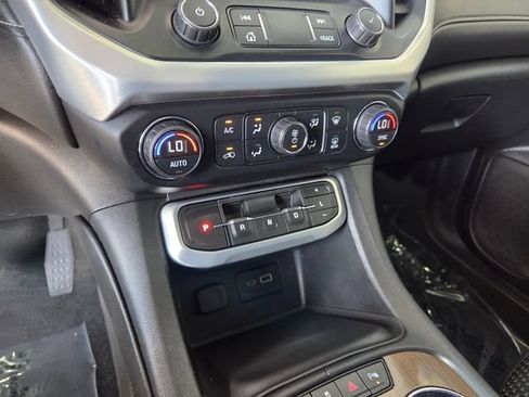 Used 2021 GMC Acadia SLE w/ Driver Convenience Package AWD/4WD image 25