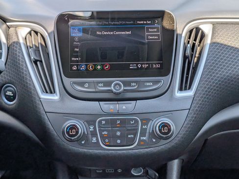 Used 2024 Chevrolet Malibu LT FWD image 17