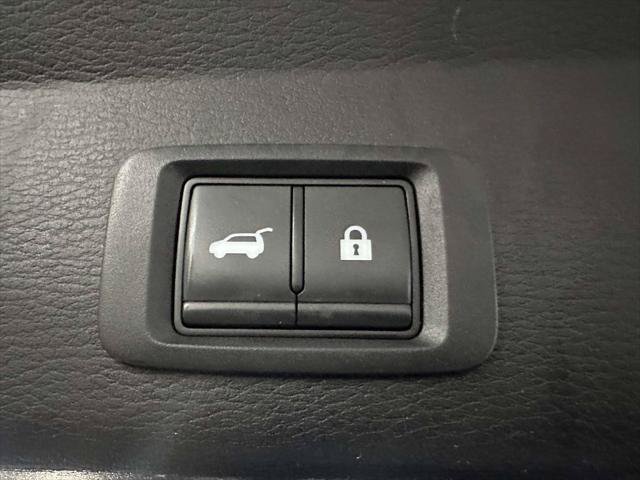 Used 2024 Mitsubishi Outlander SE AWD/4WD image 11