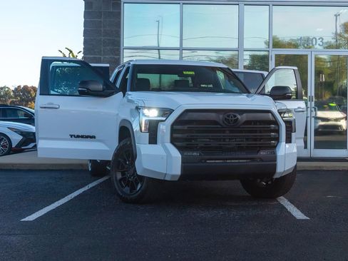 Used 2025 Toyota Tundra SR5 image 13