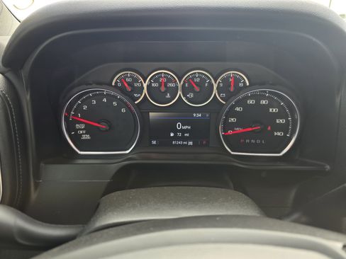 Used 2019 Chevrolet Silverado 1500 LT w/ All-Star Edition image 13