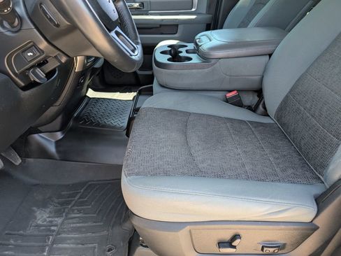 Used 2015 RAM 2500 Big Horn AWD/4WD image 9