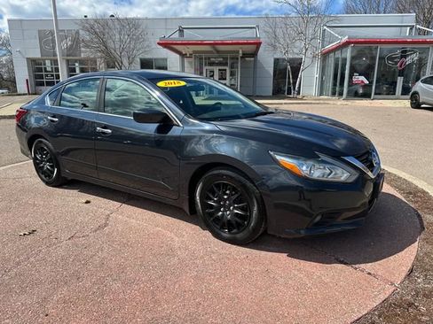 Used 2018 Nissan Altima 2.5 S w/ S Convenience Package image 7