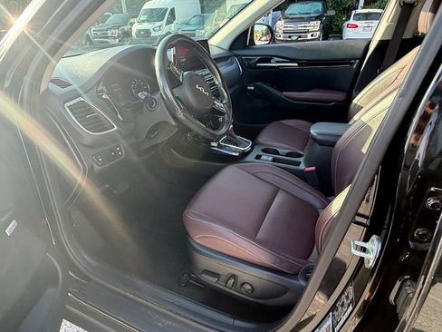 Used 2022 Kia Seltos SX w/ Sunroof Package AWD/4WD image 10