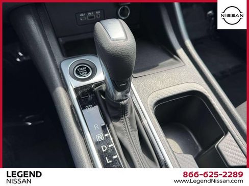 Certified 2023 Nissan Sentra SV FWD image 30