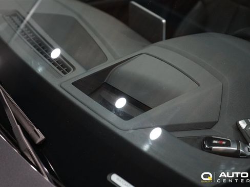 Used 2018 Audi SQ5 Prestige image 11