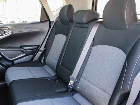 Used 2020 Kia Soul EX image 18